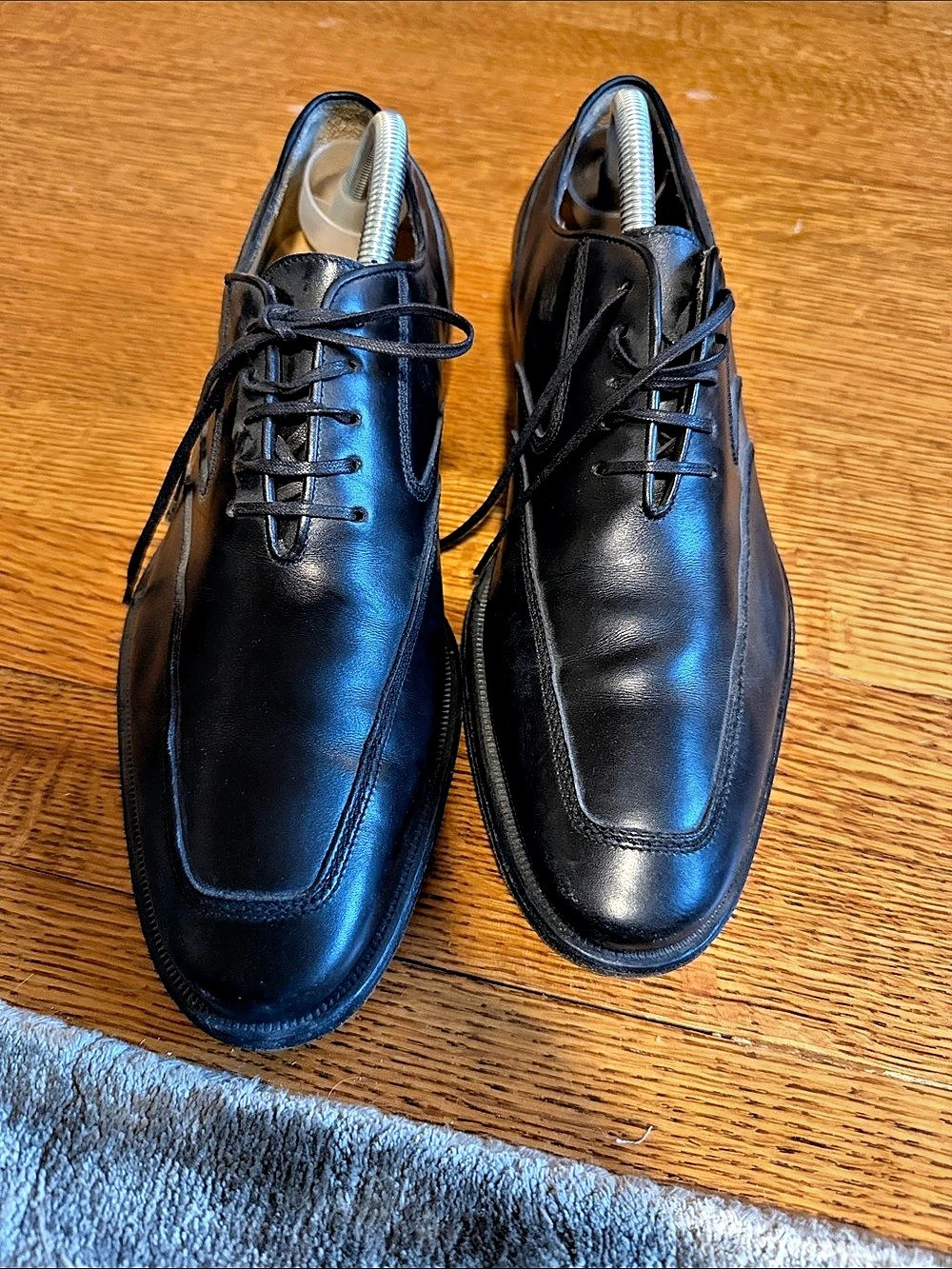 Salvatore Ferragamo Black Leather Cap Toe Oxfords US 10